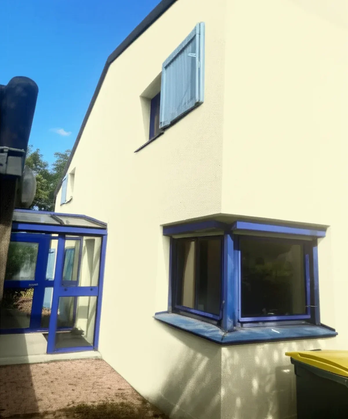 Grey Exterior Paint UK: 10 Best Shades for 2026