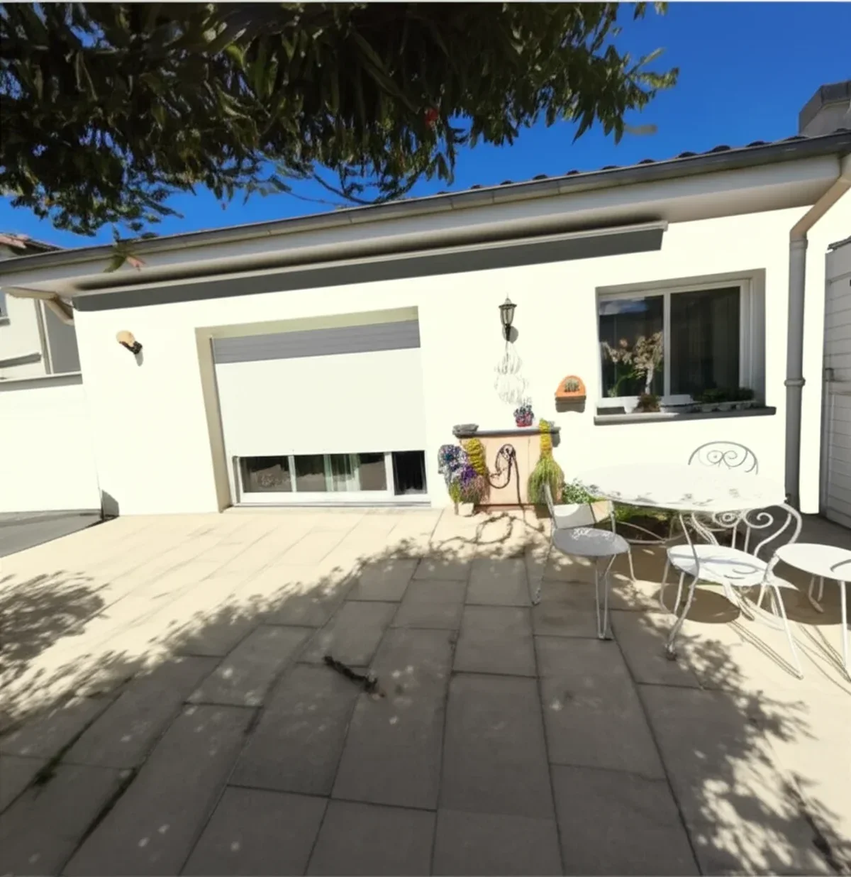 Exterior House Painting Cost 2026: $1.50-$4.50/sq ft (Full US Guide)