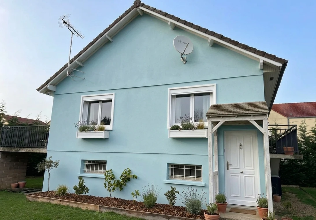 Duck Egg Blue + Brilliant White — Coastal Cottage