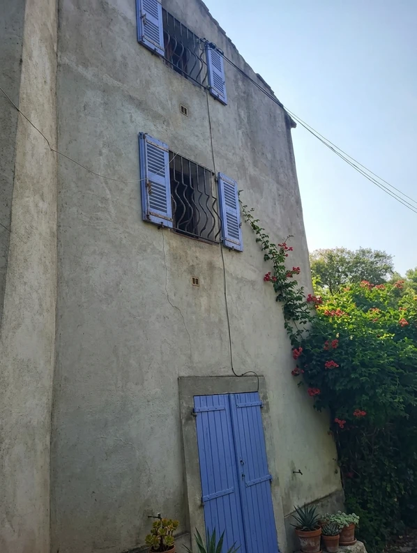 Avant — facade sans Blanc + Bleu Lavande (Mediterraneen)