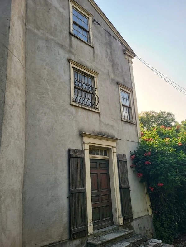 Before — facade without Navy Blue + Cream (New England Classic)