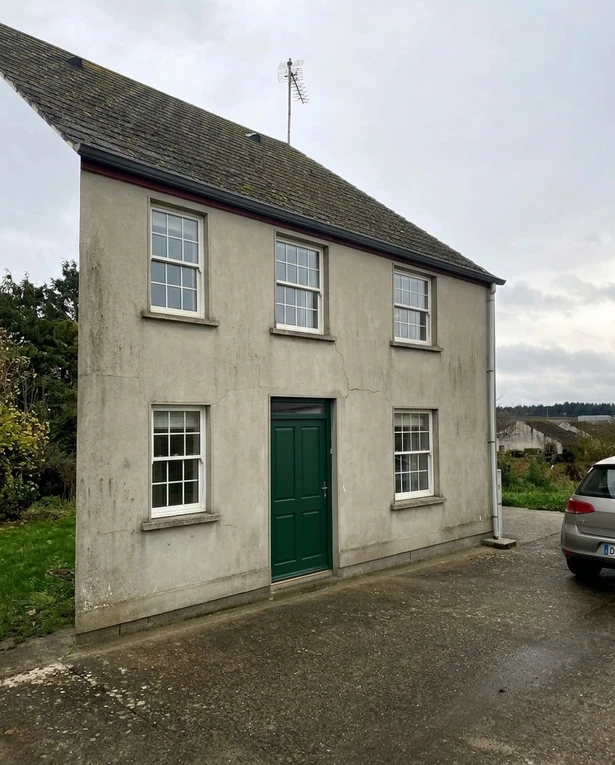Before — facade without Portland Stone (Farrow & Ball No. 77) + Racing Green (Farrow & Ball Duck Green No. 274) (Georgian)