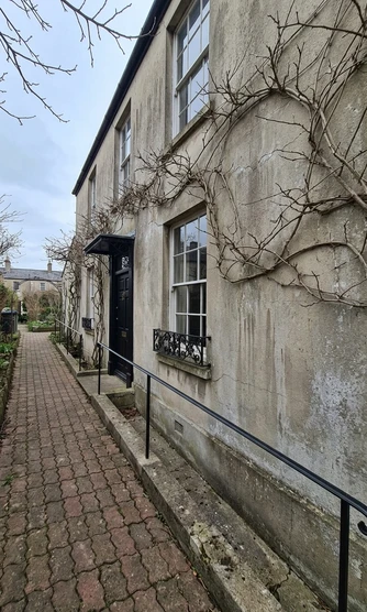Before — facade without Portland Stone + Wrought Iron Black (Georgian)
