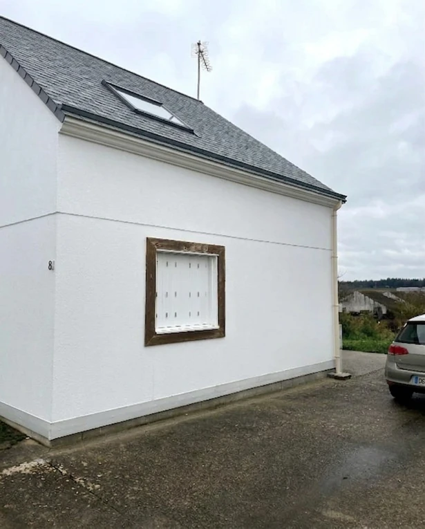 Bright White + Weathered Gray — Classic American